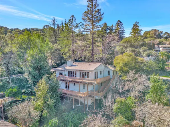 2 Vallecito Ln, Orinda, CA 94563