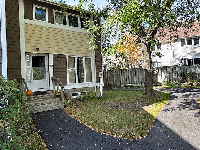 1st image of 315 Stowe Ct
