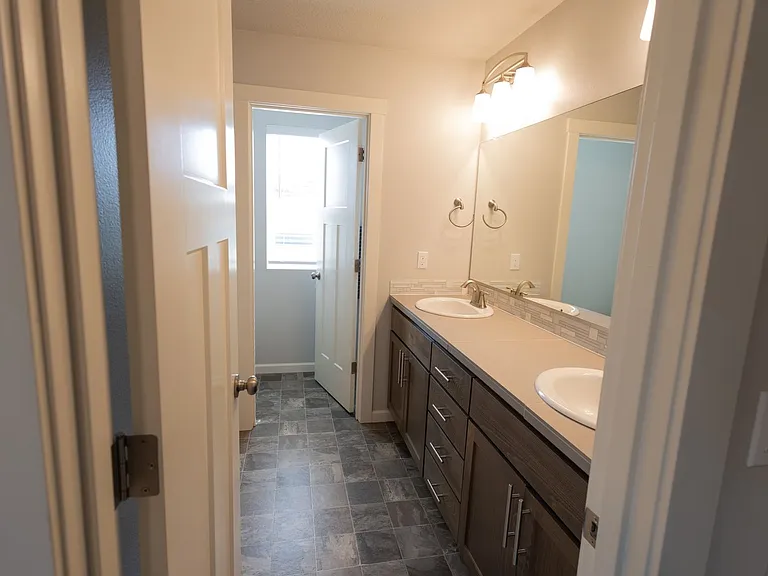 13309 NE 114th Way — Photo 18