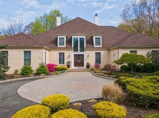 7 Roberts Rd, New City, NY 10956