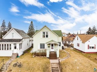 819 6th Ave, Two Harbors, MN 55616
