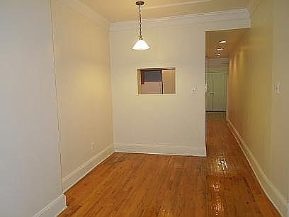 4th image of 425 Lincoln Pl APT 1L