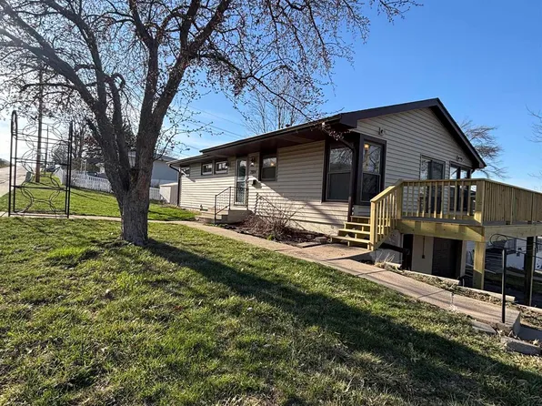 7924 Seymour St, Omaha, NE 68127