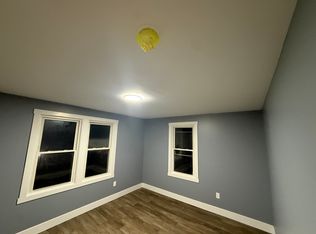 1028 Van Antwerp Rd, Schenectady, NY 12309