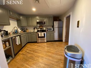 103 Charter St APT 3, Boston, MA 02113