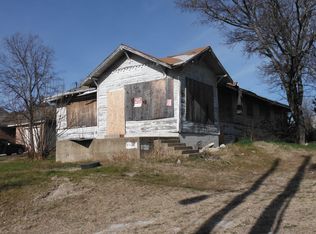 2421 Kahn St, Dallas, TX 75241