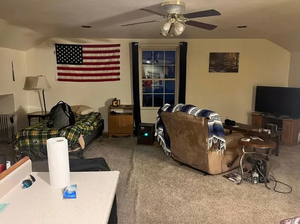 2457 Beaver Dr, Gillette, WY 82718