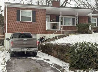 2105 Walton Ave, Bluefield, WV 24701