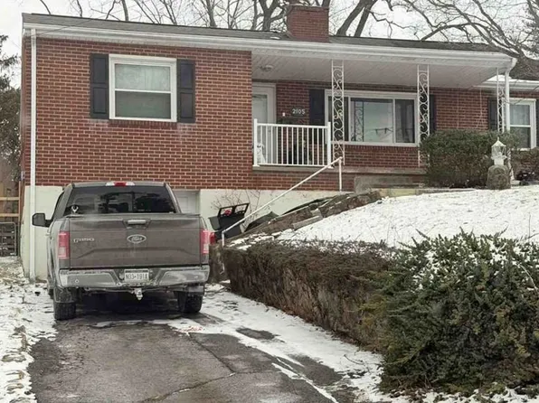 2105 Walton Ave, Bluefield, WV 24701