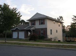 450 Prospect St, Catasauqua, PA 18032