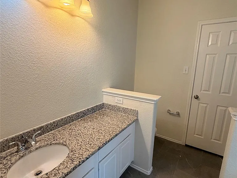 7419 Morgan Ranch Trl — Photo 11