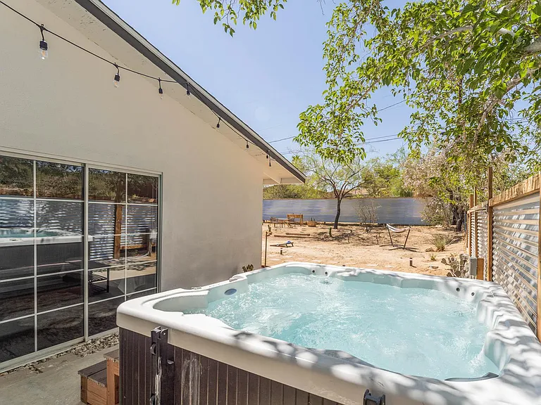 61537 Valley View Dr — Photo 33