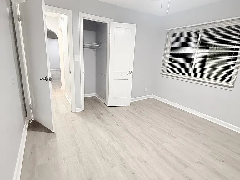 34 W Burton Ave — Photo 18