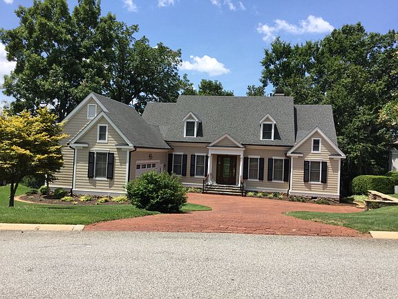 Private access to the River