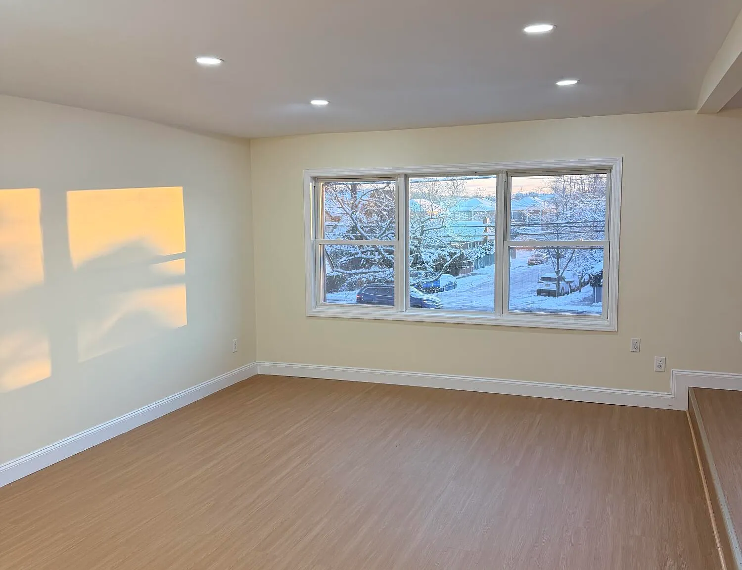 3 bed, 2652 sqft, $3,400 — Photo 4