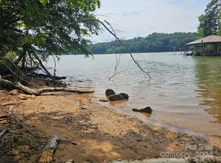 3 Mountain Aire Dr, Stony Pt, NC 28678