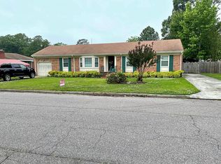 2516 Deerfield Cres, Chesapeake, VA 23321