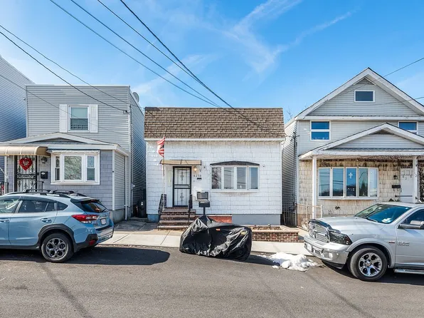 82-58 89th St, Ridgewood, NY 11385