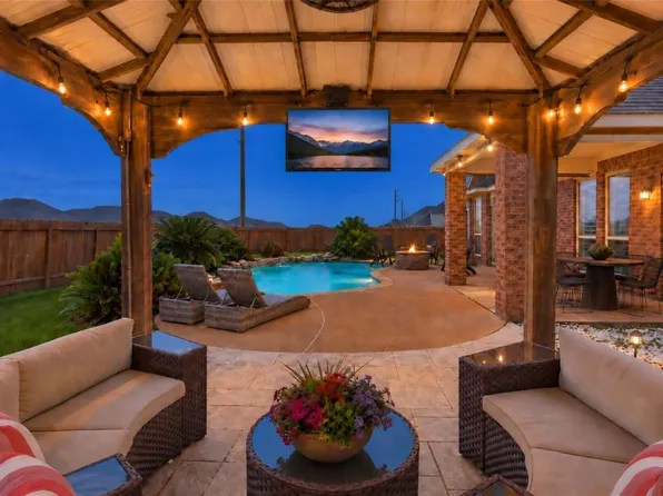 31710 Sydney Creek Dr, Hockley, TX 77447