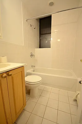 Rented by Kelleher & Rosenberg Realty Services LLC | media 8