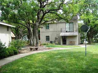 812 Storey Rd, Nocona, TX 76255