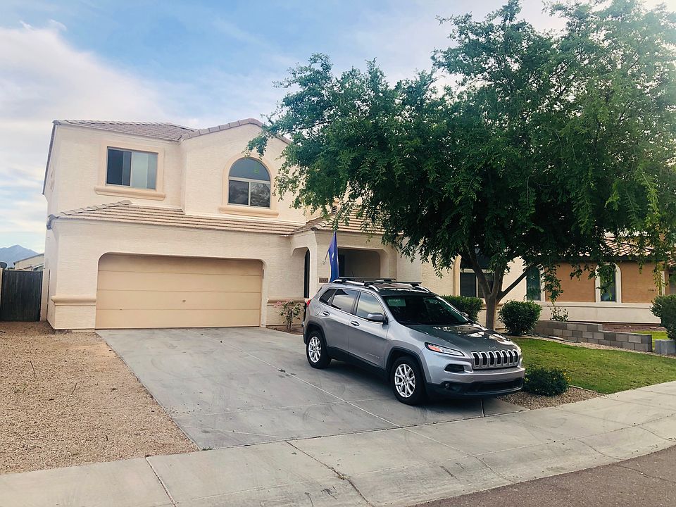 1st image of 10437 W Albeniz Pl
