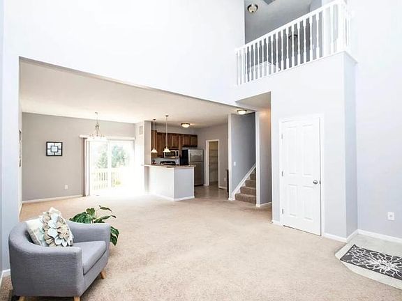 3rd image of 9131 Walker Park Dr