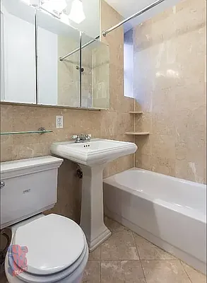 Rented by REAL New York | media 8