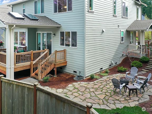 4th image of 1595 Elk Run Place SE