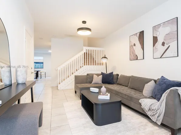 25128 SW 113th Pl, Homestead, FL 33032