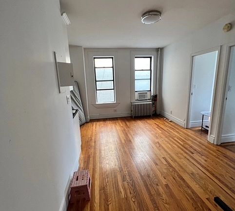 2nd image of 350 E 67th St APT 26