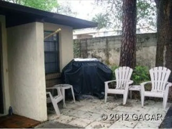 3439 NW 21st Dr, Gainesville, FL 32605