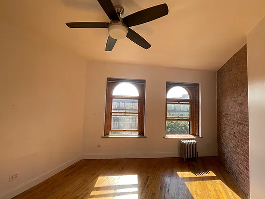 Rented by Bravestream Realty Corp. | media 12