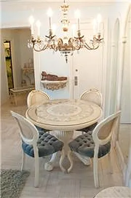 Sold by Bank Neary | media 14