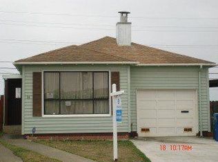 84 Oceanside Dr, Daly City, CA 94015