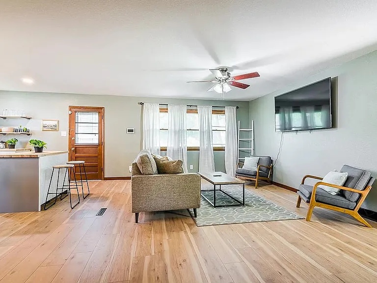 1816 Cassell Rd — Photo 8