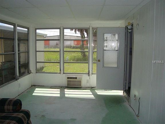 4th image of 10772 Poplar St NE #79