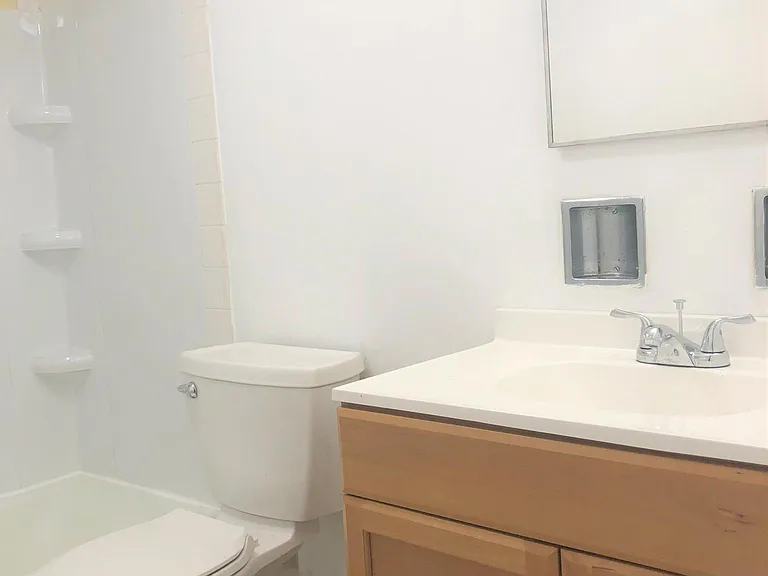 6350 Forward Ave #3R — Photo 21