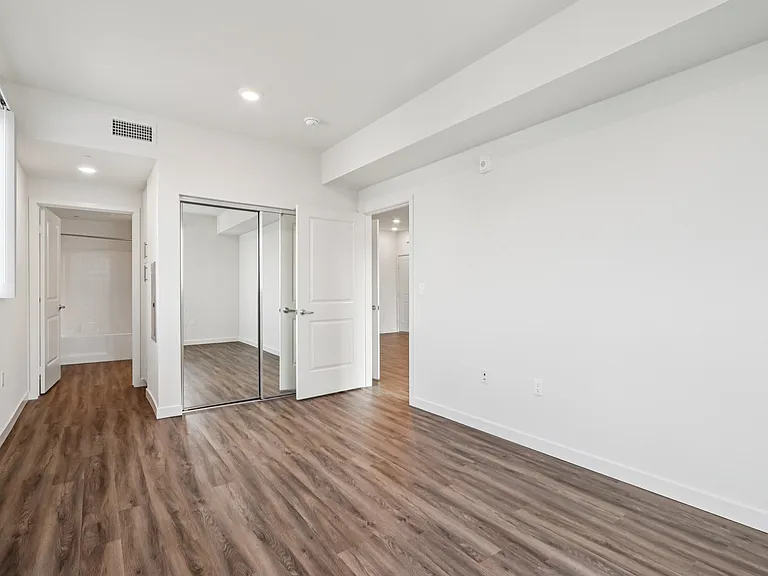 Cloud Nine Luxury Apartments — Photo 48