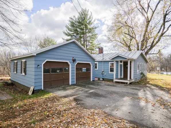 111 New Vineyard Road, Farmington, ME 04938