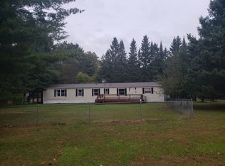 N9017 Millie Rd, Tomahawk, WI 54487