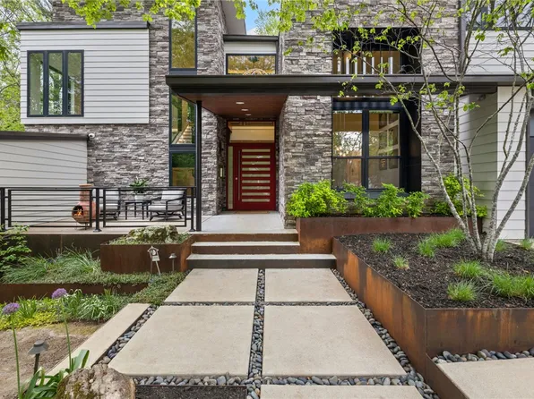 608 N Willow Ave, Fayetteville, AR 72701