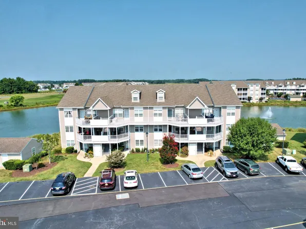 30397 Pavilion Dr #11-3, Ocean View, DE 19970