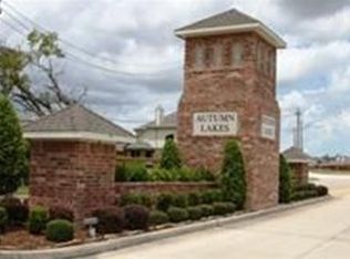 1235 Martinez Ct, Friendswood, TX 77546