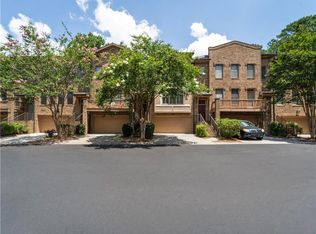 3154 Chestnut Woods Dr, Atlanta, GA 30340