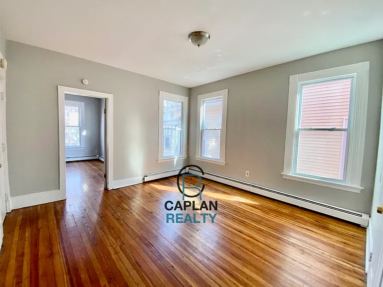 442 Poplar St #2 — Photo 5