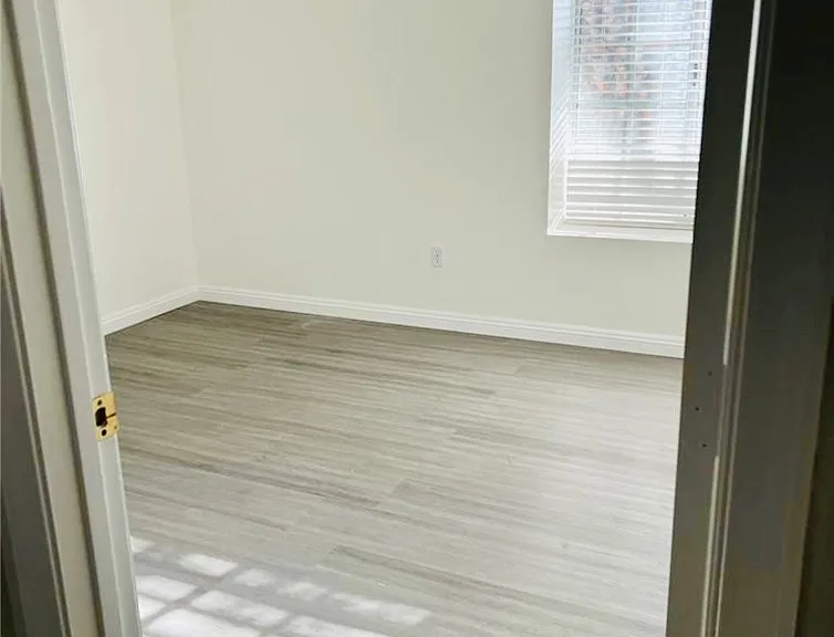 3732 White Plains Dr — Photo 11