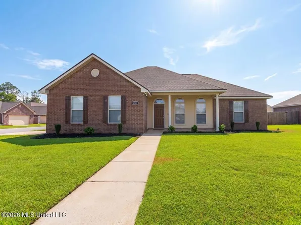 2001 Eva Ave, Ocean Springs, MS 39564