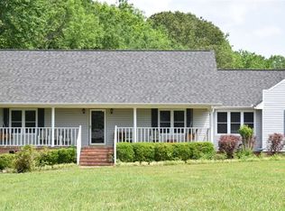 1614 W Stewart Rd, Scottsboro, AL 35768