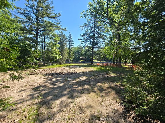 2nd image of 490 Oxbow Park Dr